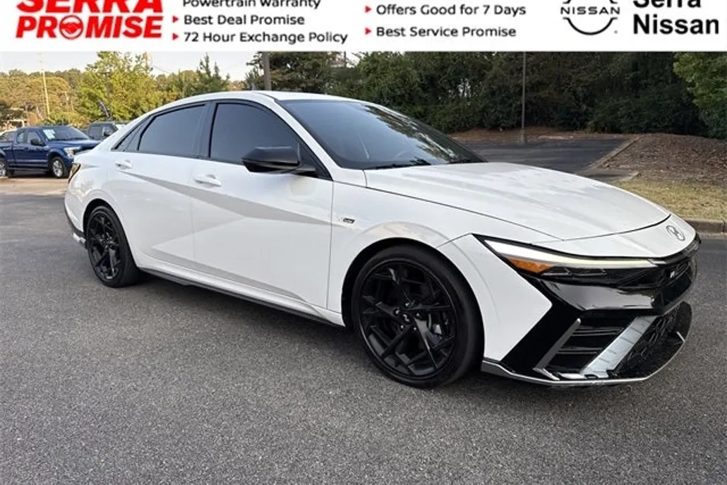 2024 Hyundai Elantra N Line photo 1