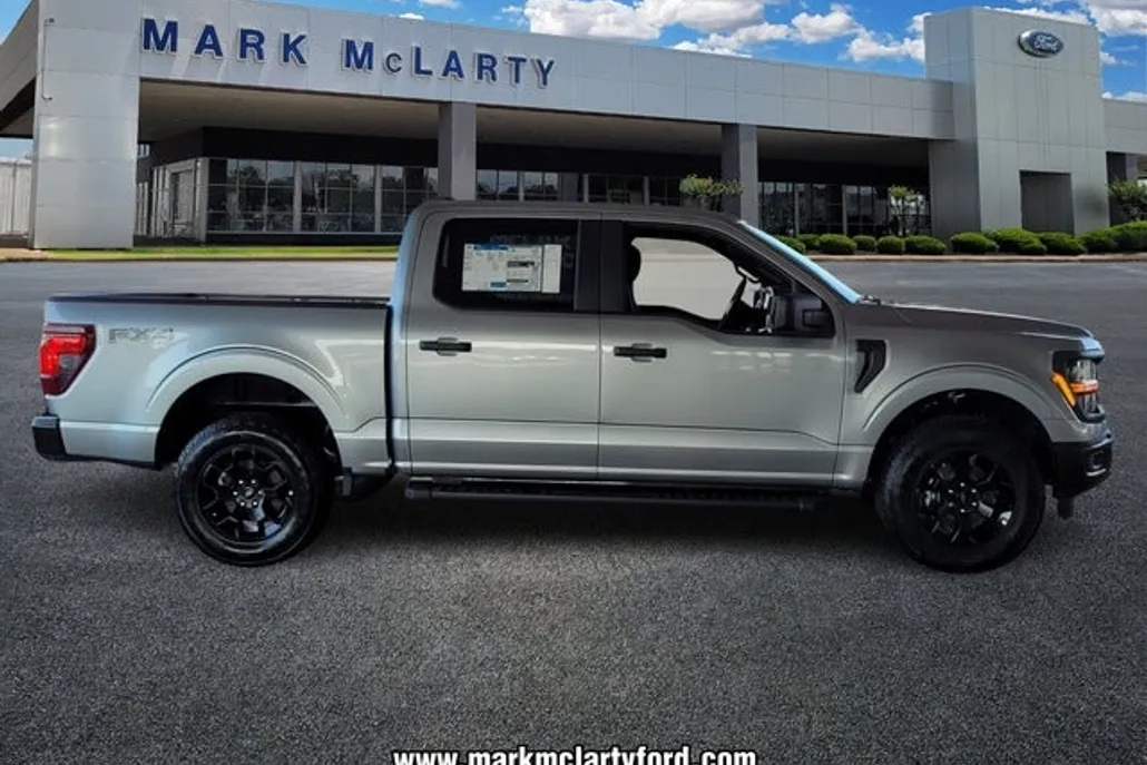 2025 Ford F-150 STX photo 1
