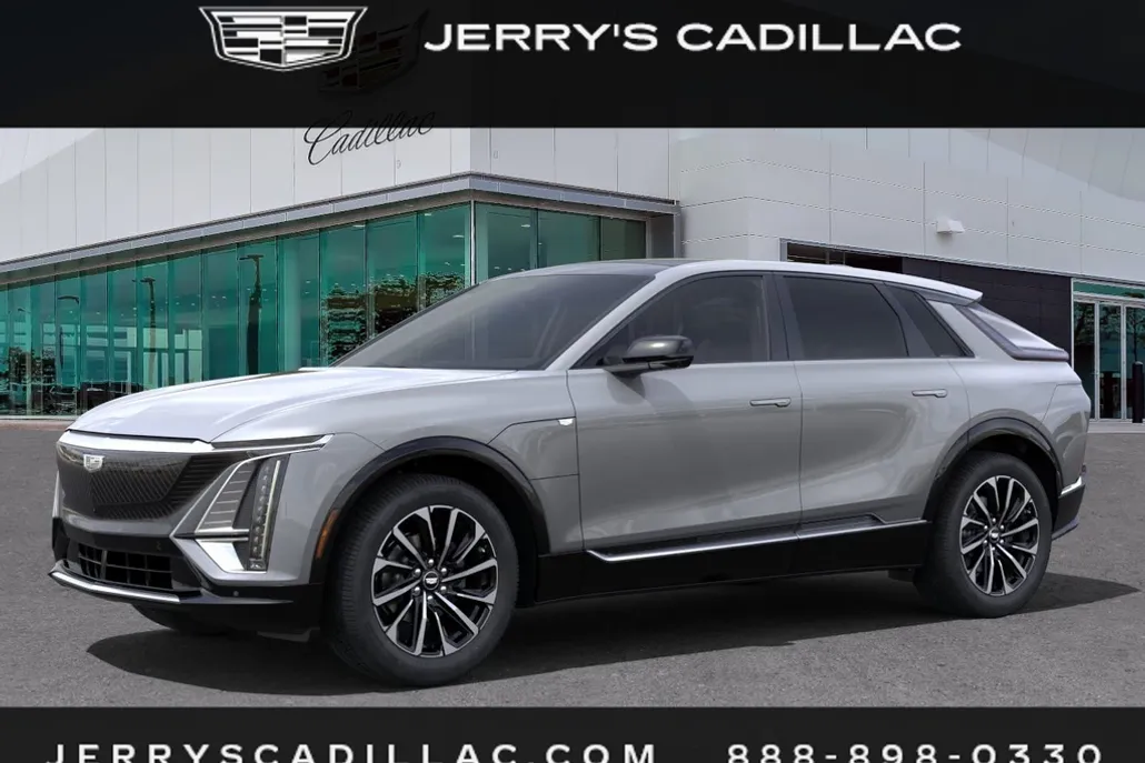 2024 Cadillac Lyriq Sport photo 1