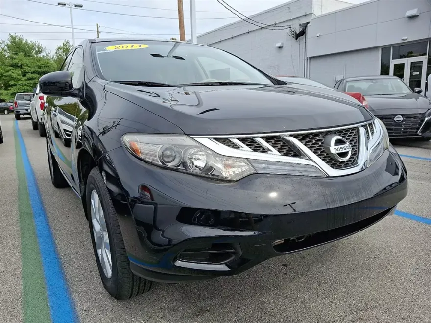 2014 Nissan Murano S photo 1