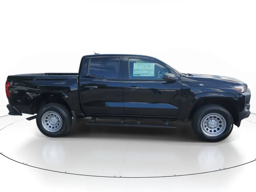2026 Chevrolet Colorado Work Truck photo 1