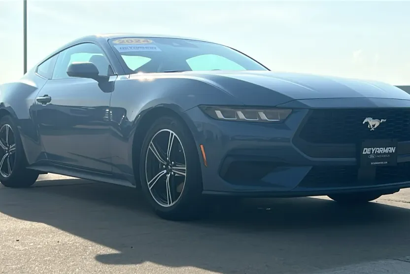 2024 Ford Mustang EcoBoost photo 1