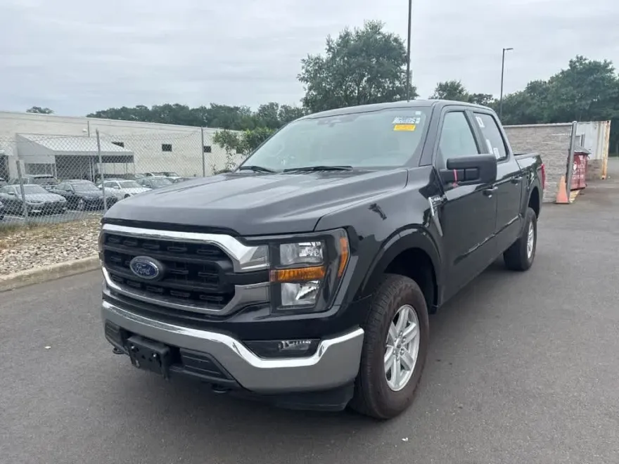 2023 Ford F-150 XLT photo 1
