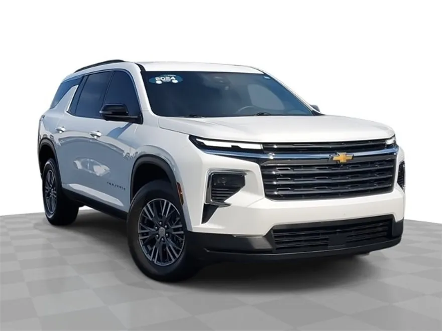 2024 Chevrolet Traverse photo 1