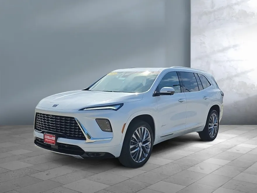 2025 Buick Enclave Avenir photo 1