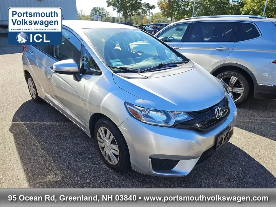 2016 Honda Fit LX photo 1