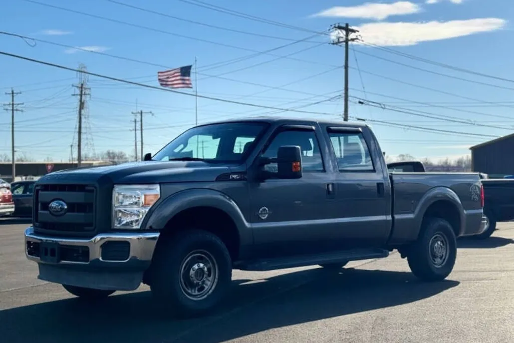 2011 Ford F-250 photo 1