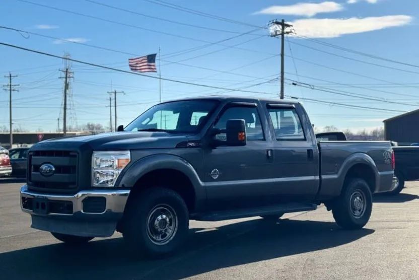 2011 Ford F-250 photo 1
