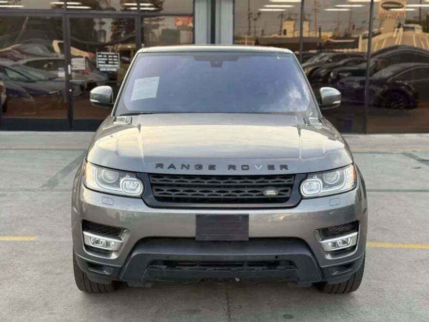 2016 Land Rover Range Rover Sport HSE photo 1