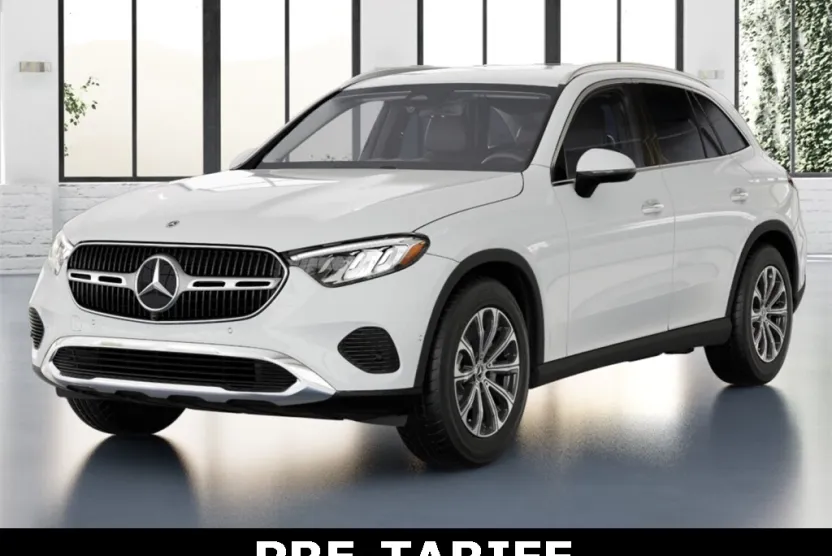 2024 Mercedes Benz GLC 300 photo 1
