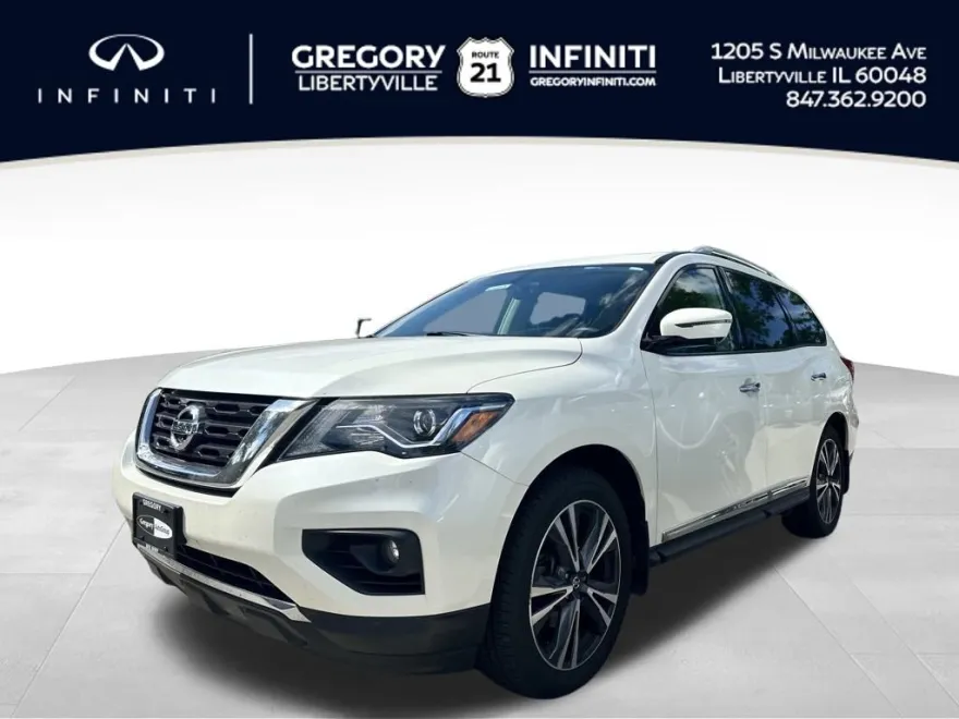 2020 Nissan Pathfinder Platinum photo 1