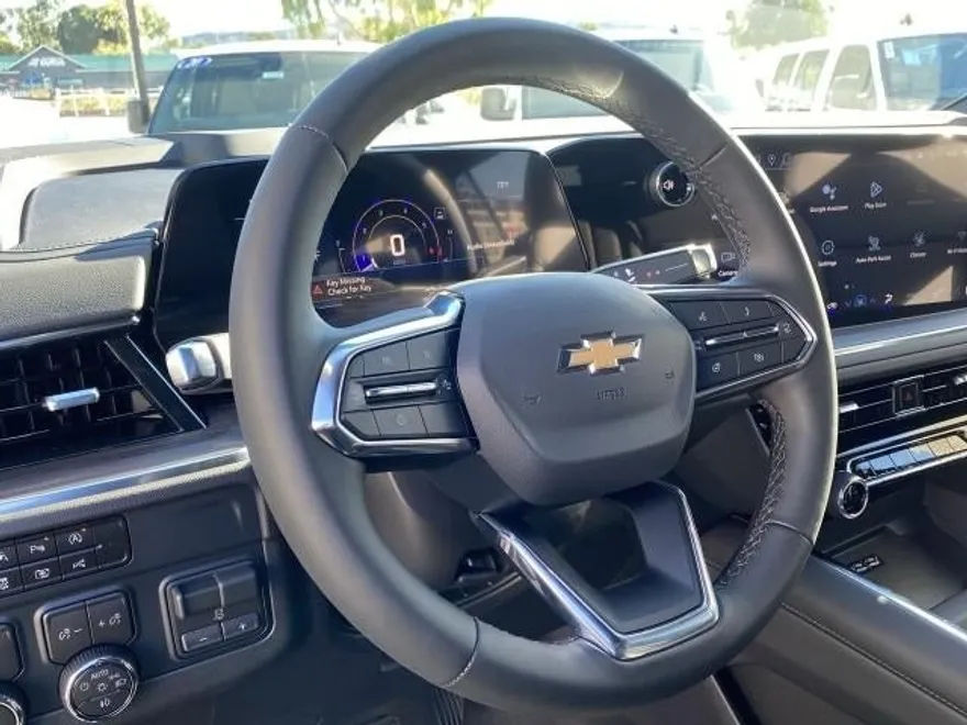 2026 Chevrolet Suburban LT photo 1