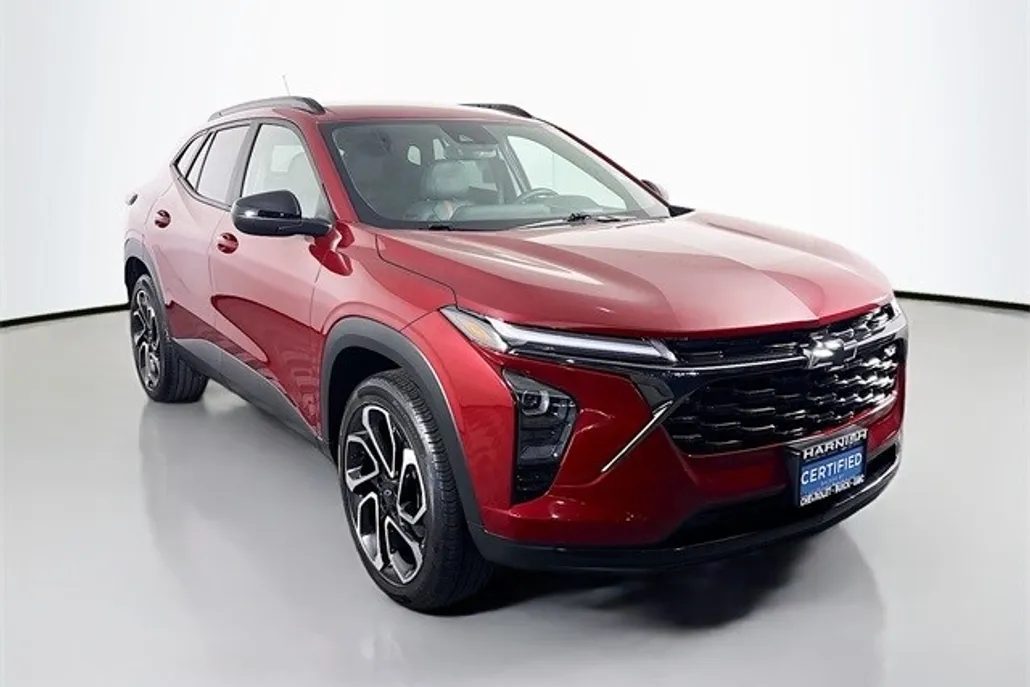 2024 Chevrolet Trax photo 1