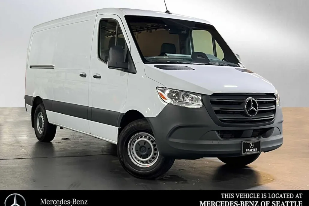 2025 Mercedes Benz Sprinter 2500 Standard Roof photo 1