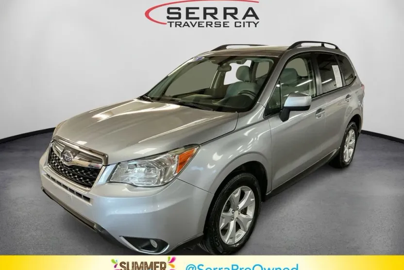 2016 Subaru Forester 2.5i Premium photo 1