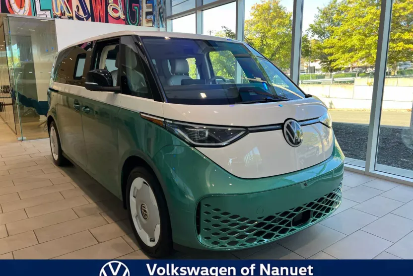 2025 Volkswagen ID. Buzz photo 1
