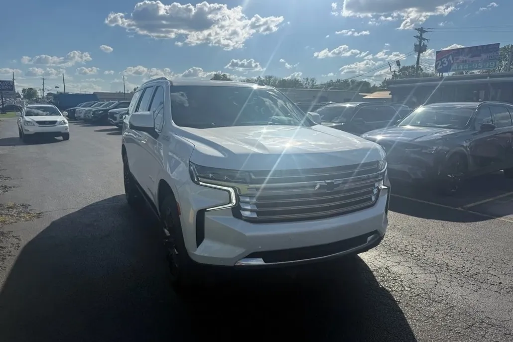2023 Chevrolet Tahoe High Country photo 1