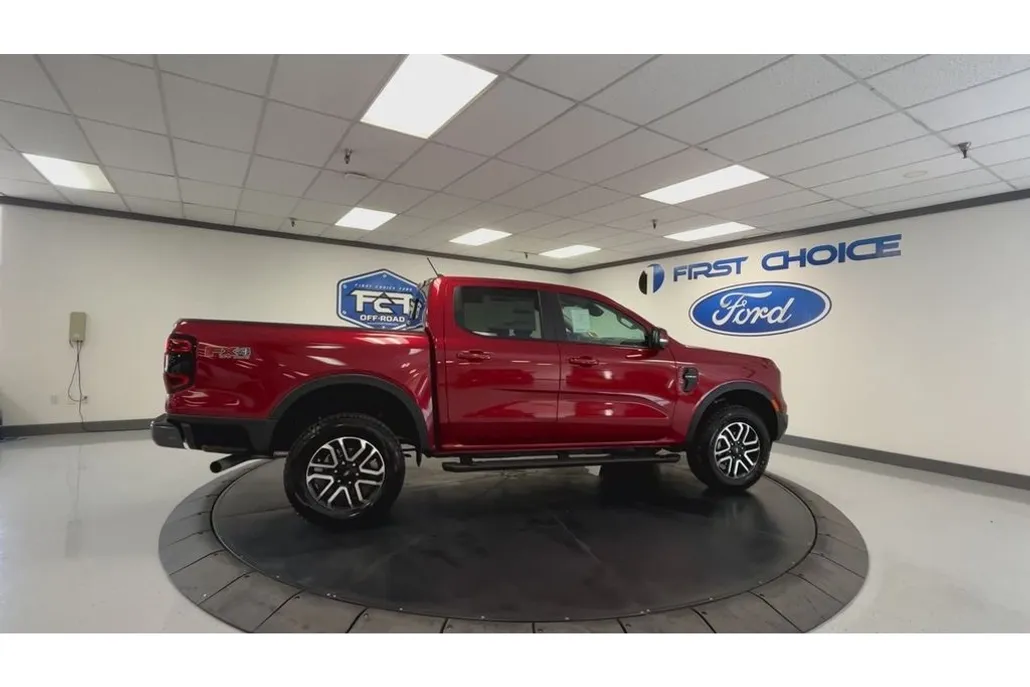 2025 Ford Ranger Lariat photo 1