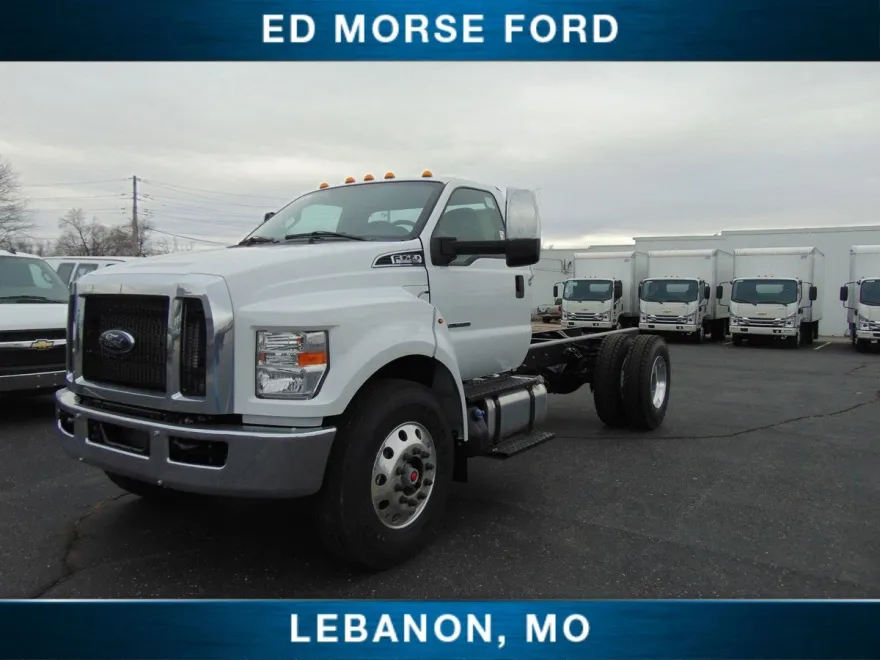 2026 Ford F-750 photo 1