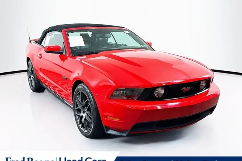 2011 Ford Mustang GT Premium Convertible photo 1