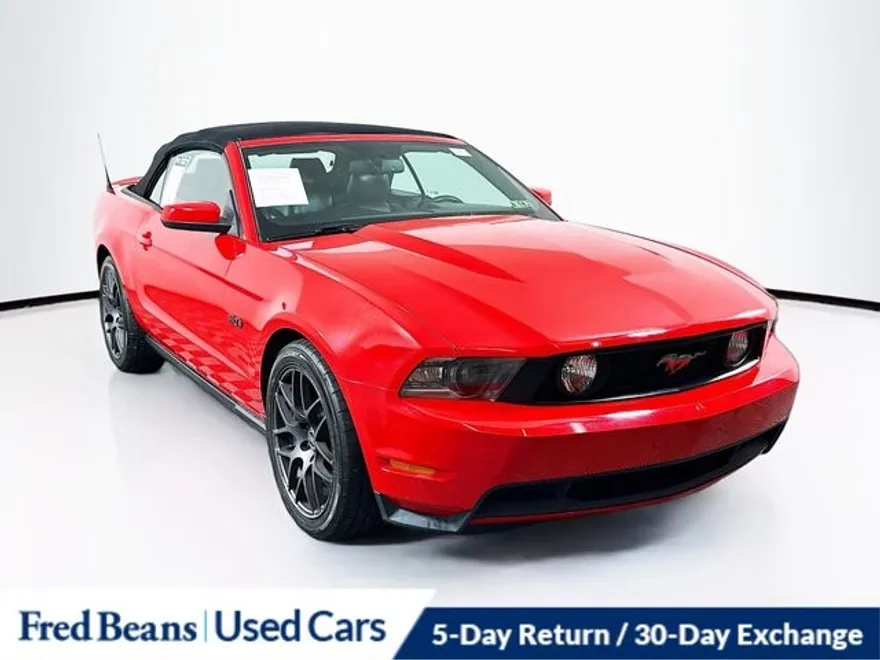 2011 Ford Mustang GT Premium Convertible photo 1