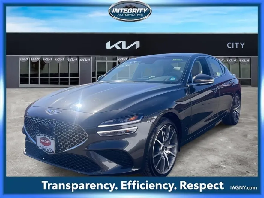 2024 Genesis G70 2.5T photo 3