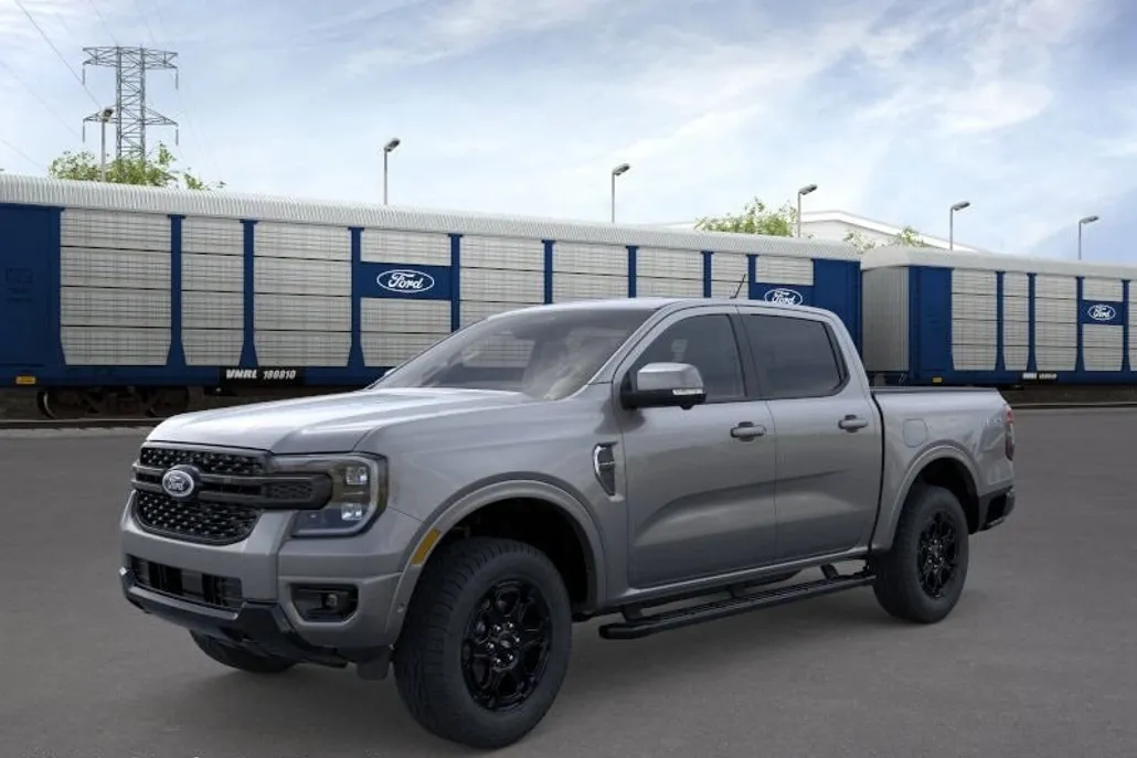 2025 Ford Ranger Lariat photo 1
