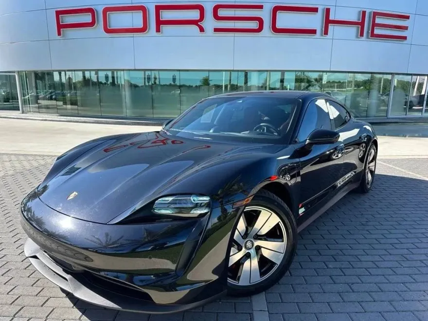 2022 Porsche Taycan 4S photo 1