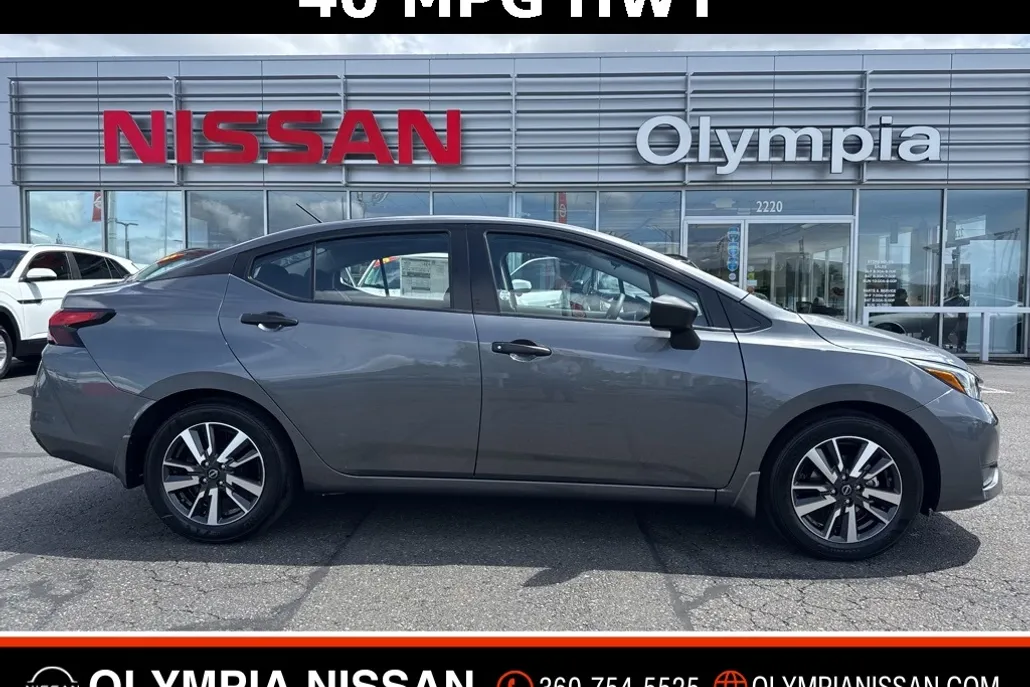 2025 Nissan Versa S photo 1