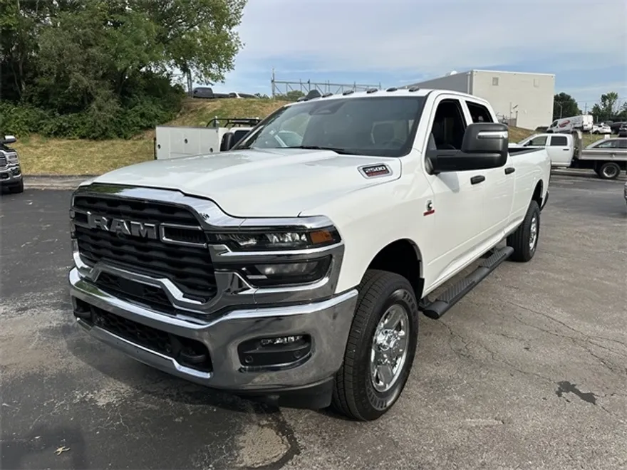 2025 Ram 2500 Tradesman photo 1