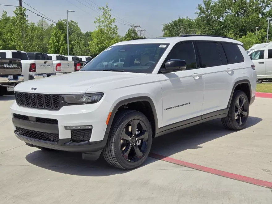 2025 Jeep Grand Cherokee Limited photo 1