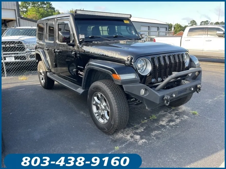 2018 Jeep Wrangler Unlimited Sahara photo 1