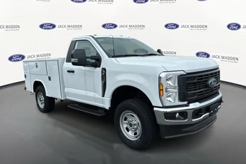 2024 Ford F-350 XL photo 1