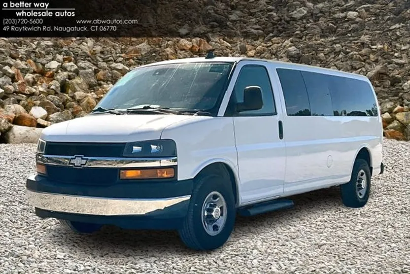 2020 Chevrolet Express LT 3500 photo 1