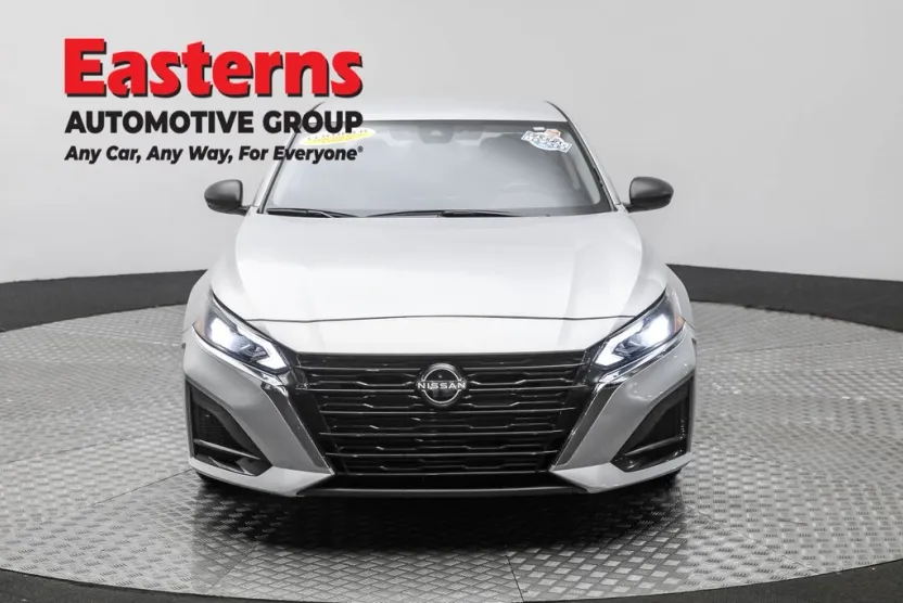 2024 Nissan Altima 2.5 SV photo 1