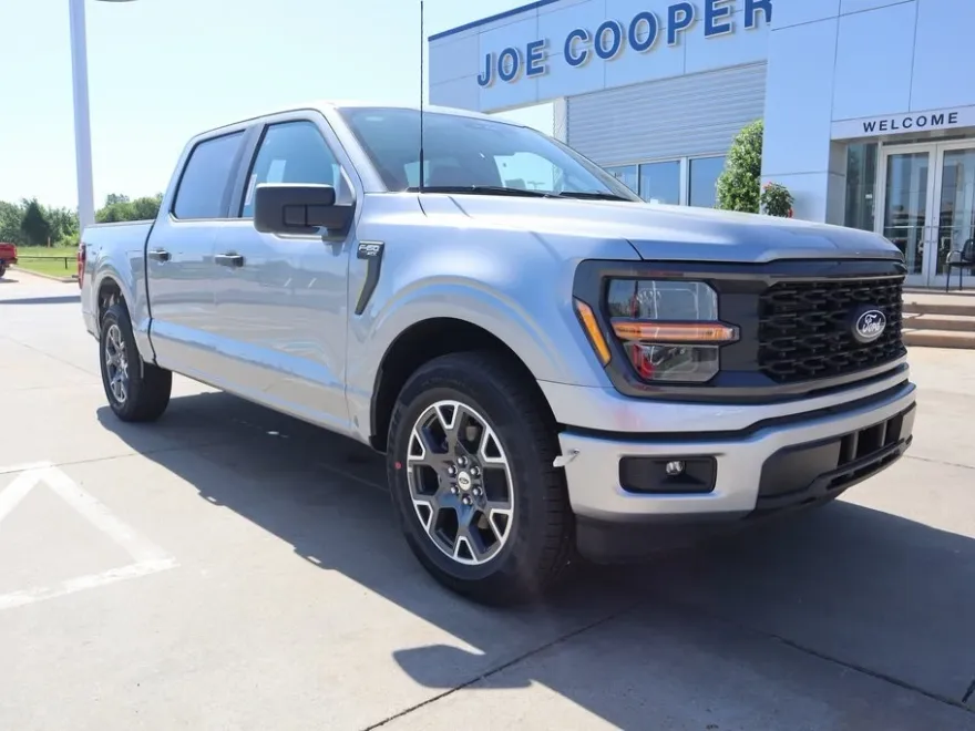 2025 Ford F-150 STX photo 1