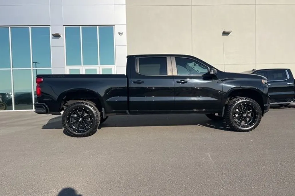 2021 Chevrolet Silverado 1500 RST photo 1
