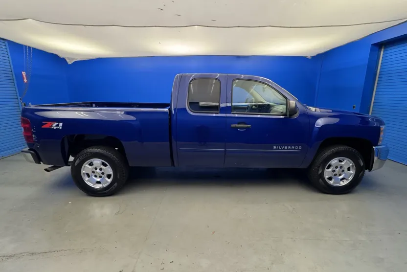 2013 Chevrolet Silverado LTZ photo 1
