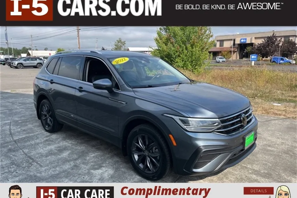 2022 Volkswagen Tiguan SE photo 1