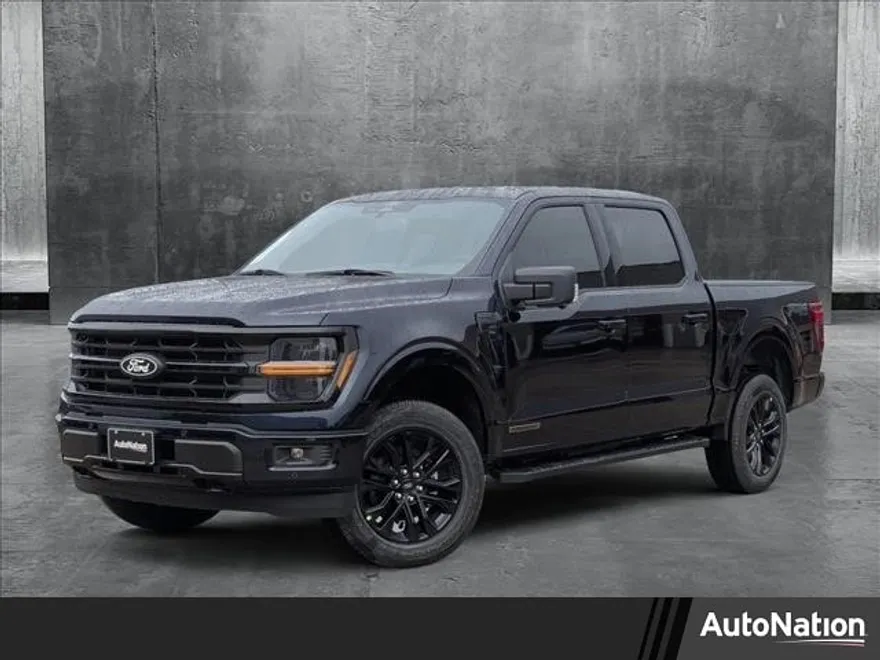 2025 Ford F-150 XLT photo 1