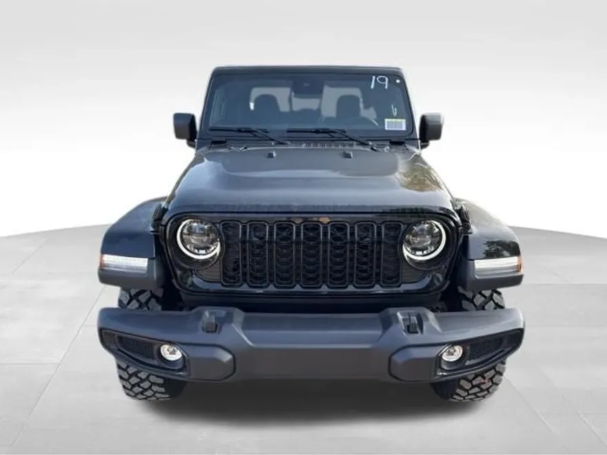 2025 Jeep Gladiator Willys photo 1