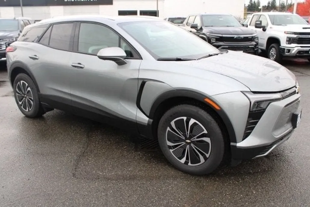 2024 Chevrolet Blazer EV photo 1
