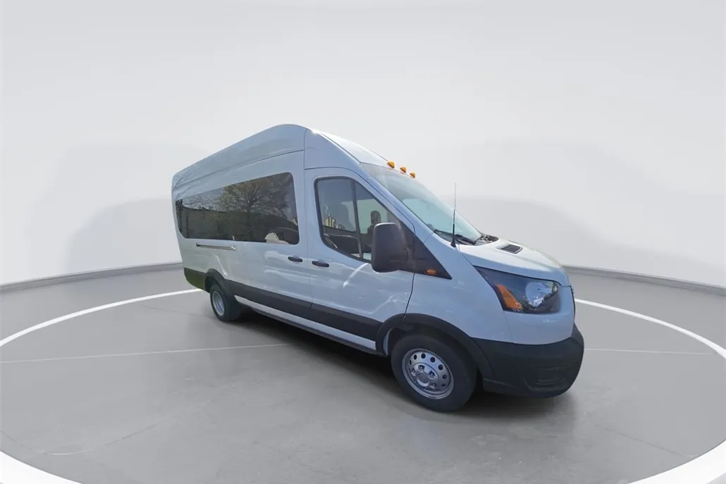 2025 Ford Transit Passenger XL photo 1