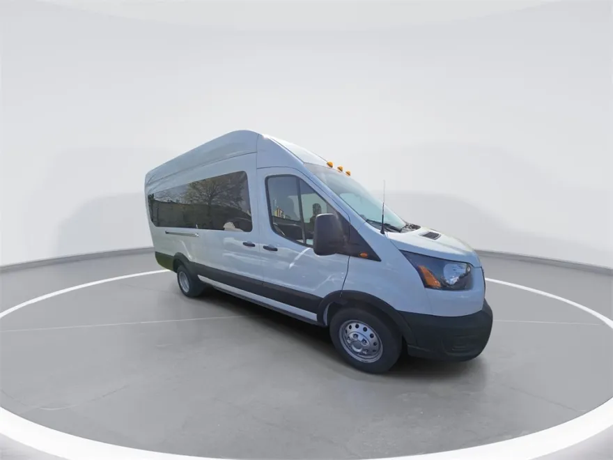 2025 Ford Transit Passenger XL photo 1