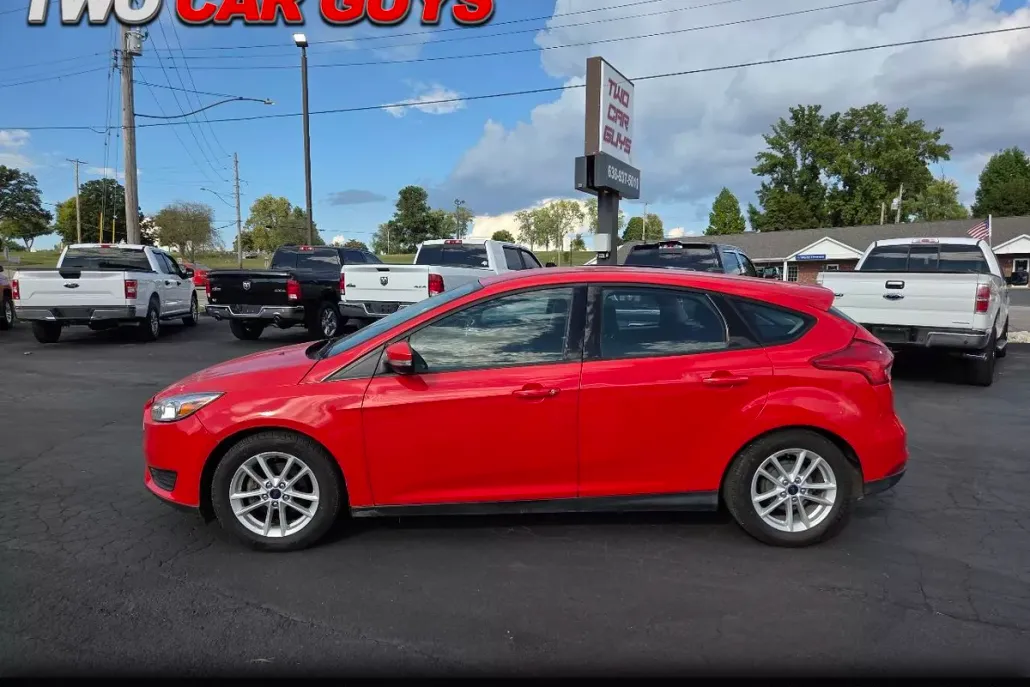 2015 Ford Focus SE photo 1