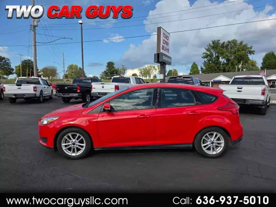 2015 Ford Focus SE photo 1