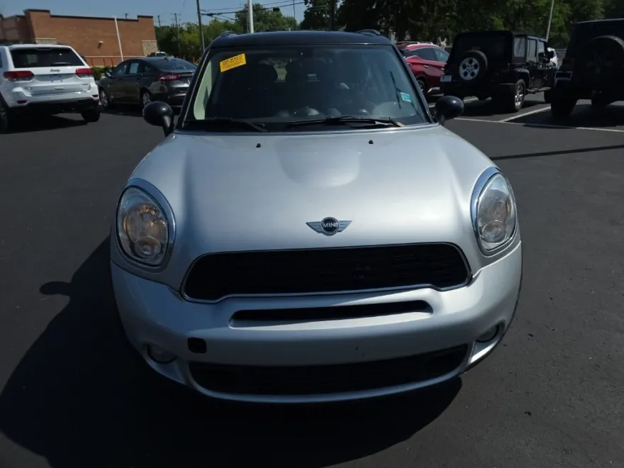2013 Mini Cooper Base photo 1