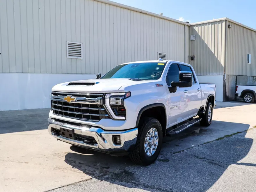 2024 Chevrolet Silverado LTZ photo 1