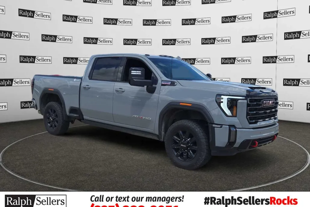2024 Gmc Sierra HD AT4 photo 1