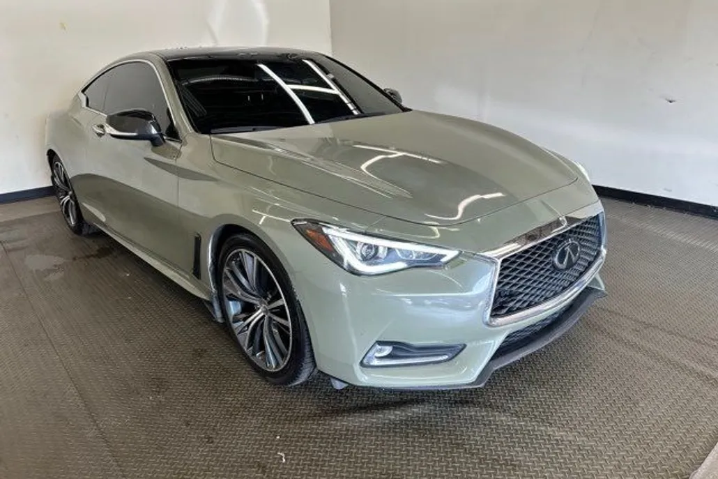 2019 Infiniti Q60 3.0t Luxe photo 1